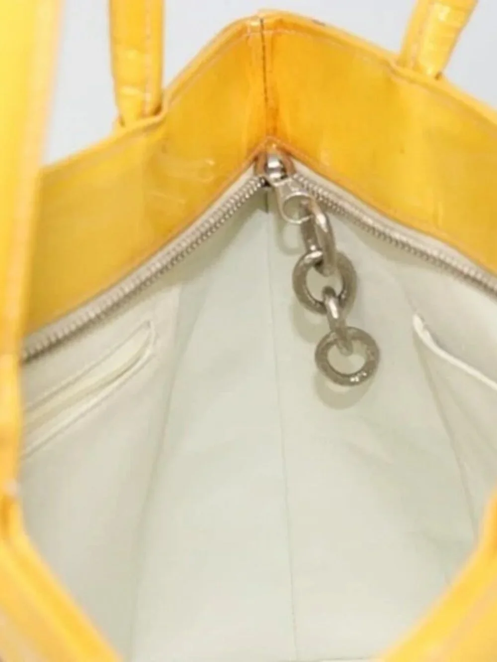 CHANEL Standard Tote Bag Patent leather Yellow CC Auth 177242